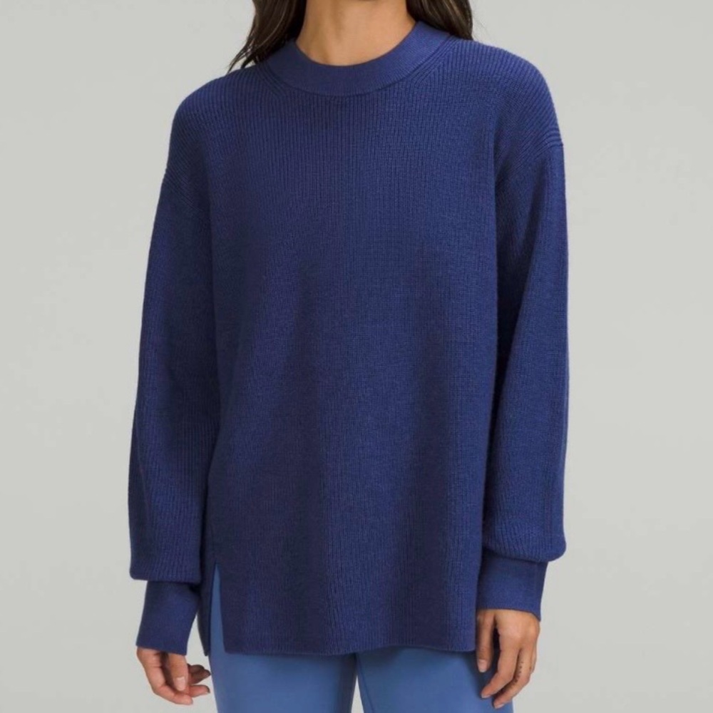 lululemon athletica Relaxed Crew Sweater in Deep Blue